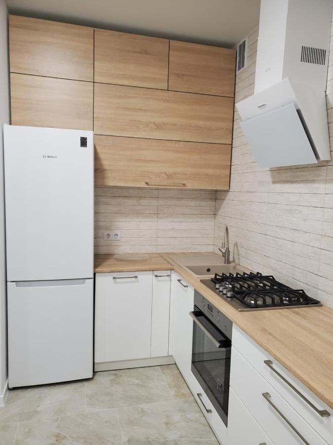 Vinna Просторі Апартаменти В Новобудові. เตอร์โนปิล ภายนอก รูปภาพ